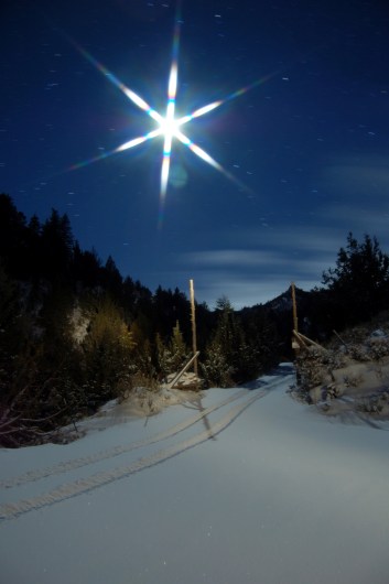 bethlehem-star-1-1383865-1599x2404